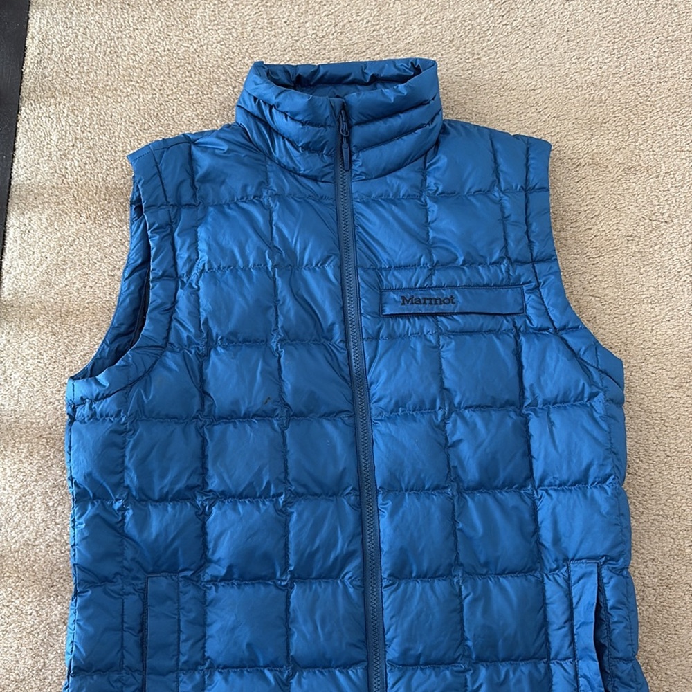 Marmot puffer vest, Men’s size M